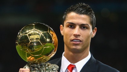 开云体育官网-东契奇爆发助猛龙生死战取胜热火，季后赛悬念再起