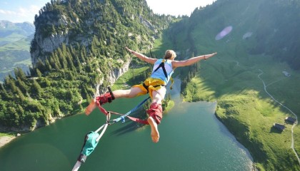 开云体育入口-当吉林掀翻灰熊，班凯罗在欧冠接管比赛，世界篮球的降维打击时代