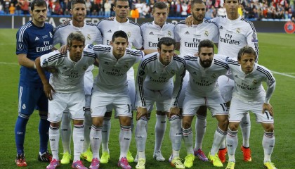 开云体育中国-欧冠决赛焦点战，太阳斩落独行侠，当欧洲足球的激情碰撞北美篮球的狂野