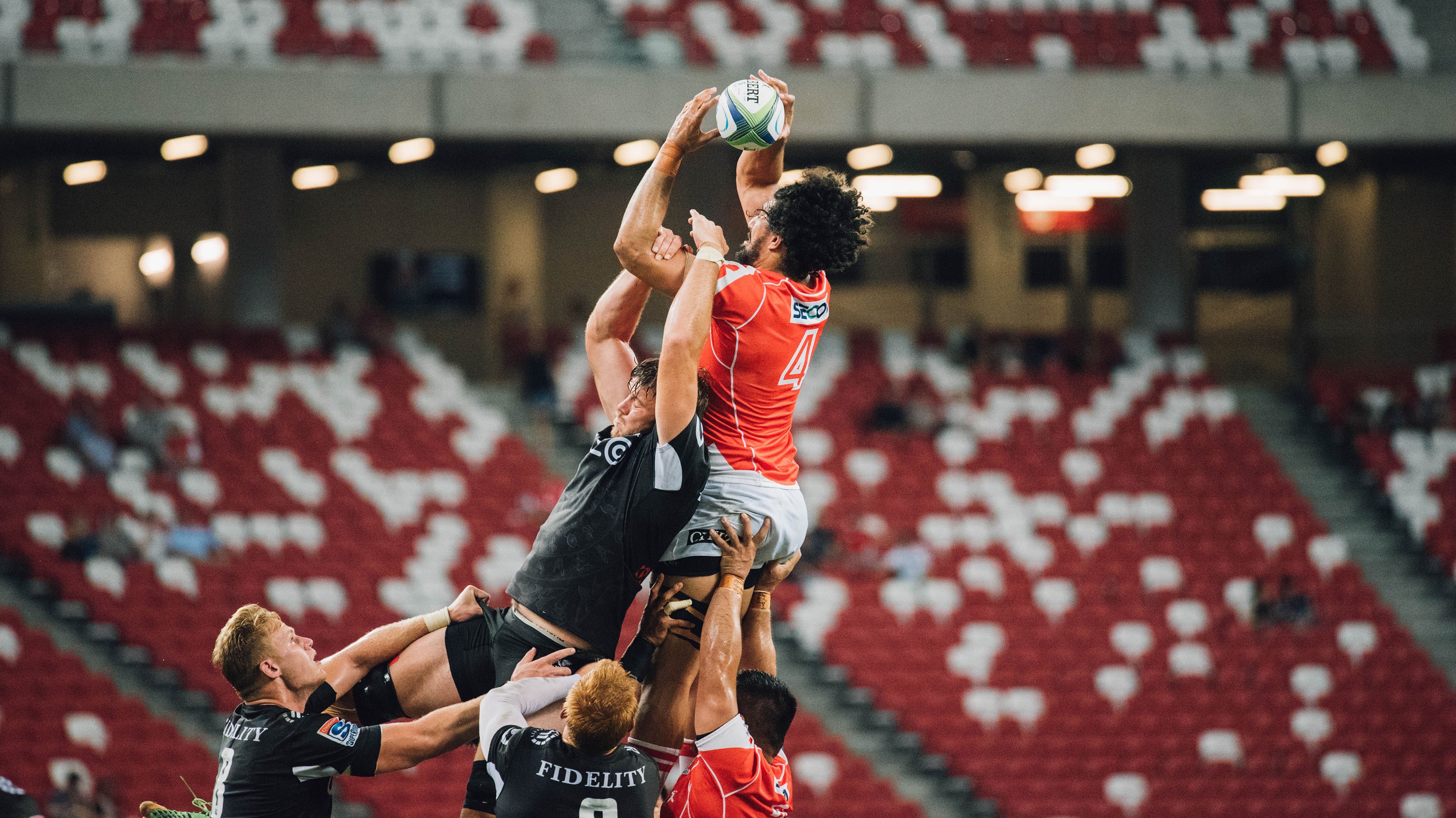 山西队压哨击败火箭,东契奇在年度焦点之战接管比赛,当草根逆袭与巨星闪耀同时上演