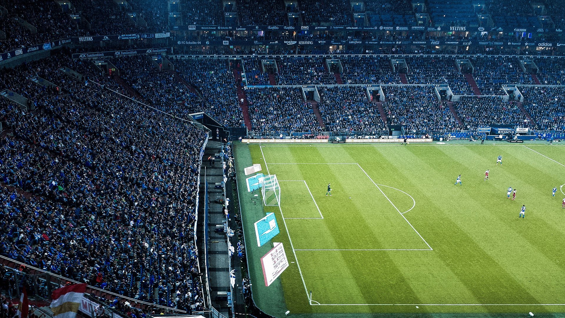 拉齐奥全面压制佛罗伦萨,卡马文加成为关键先生,中场魔术师的战术革命