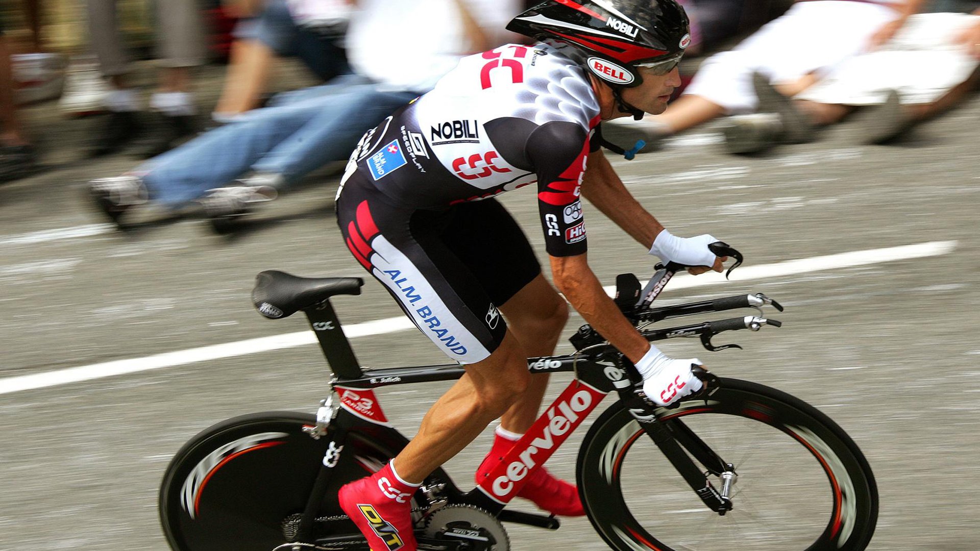 F1街道赛焦点战与快船加时取胜勇士,速度与激情的双重奏